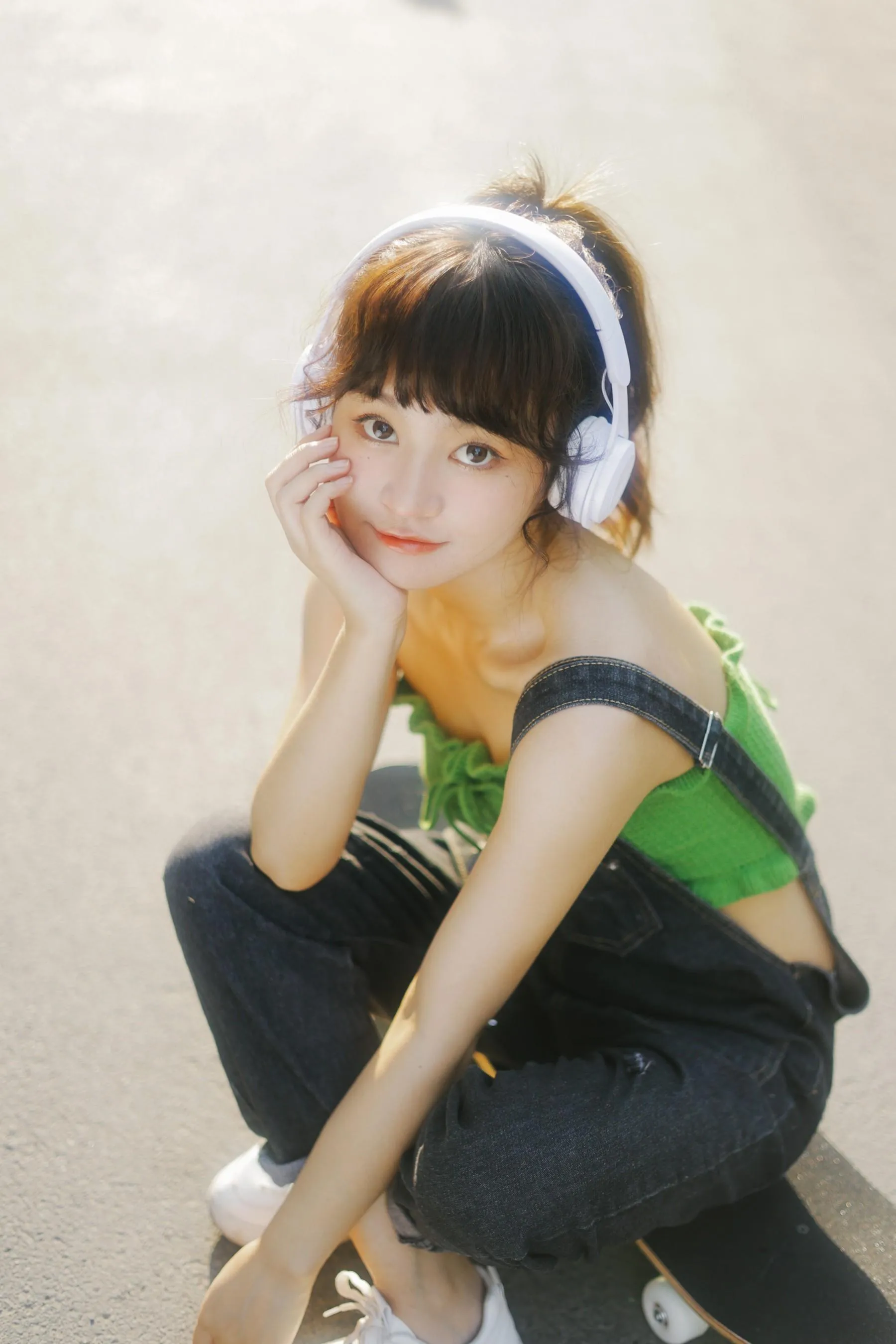[YITUYU艺图语]2022.07.15 泡沫之夏 双耳ZiCe [40P]插图1